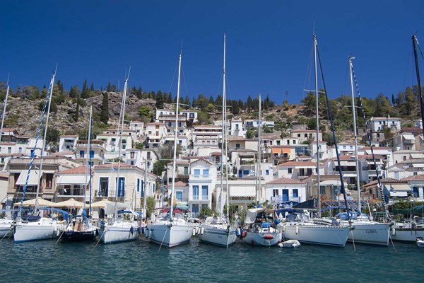 yacht charter poros greece