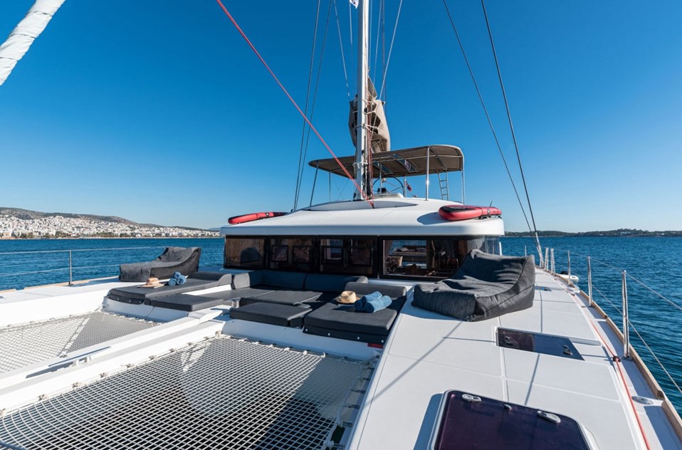 Relaxing holidays on a Charter Catamaran in Greece